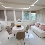Lelle Apartman *