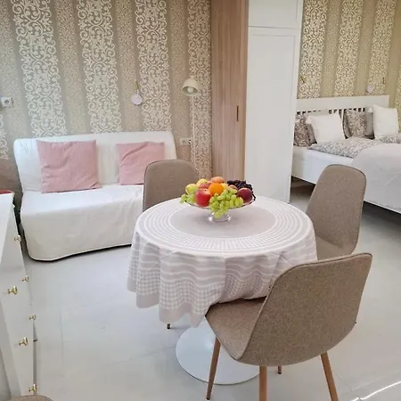 Apartment Lelle
