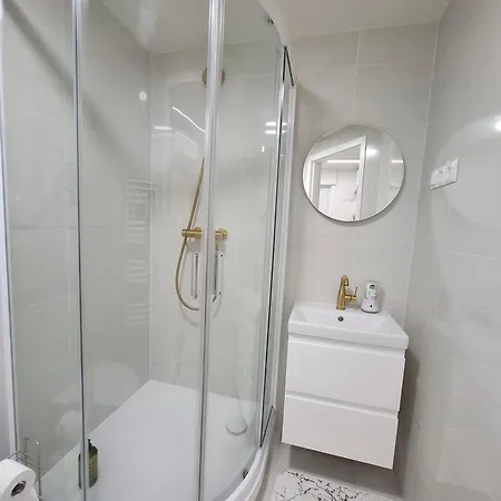 Lelle Apartment