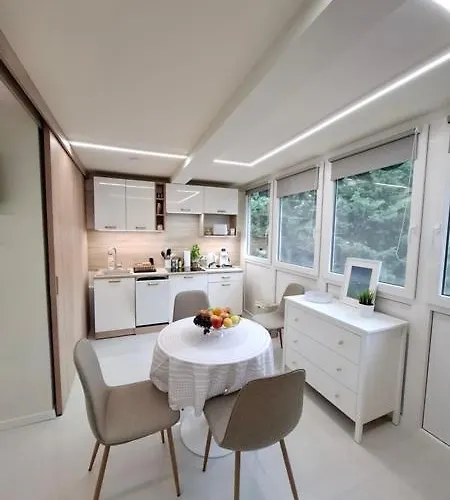 Lelle Appartement *