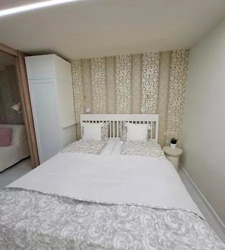 Lelle 巴拉通雷勒